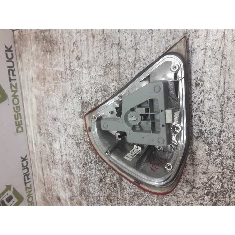 Recambio de piloto trasero derecho para mercedes-benz clase c (w202) berlina 250 td (202.128) referencia OEM IAM 2