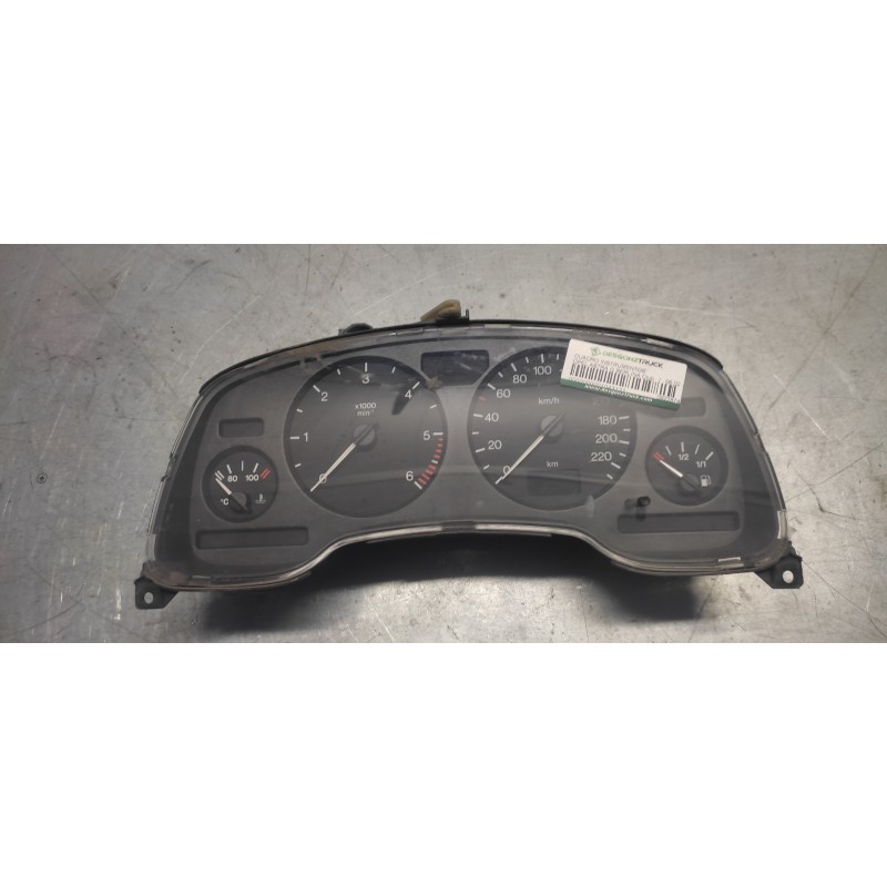 Recambio de cuadro instrumentos para opel astra g berlina club referencia OEM IAM 09228743  