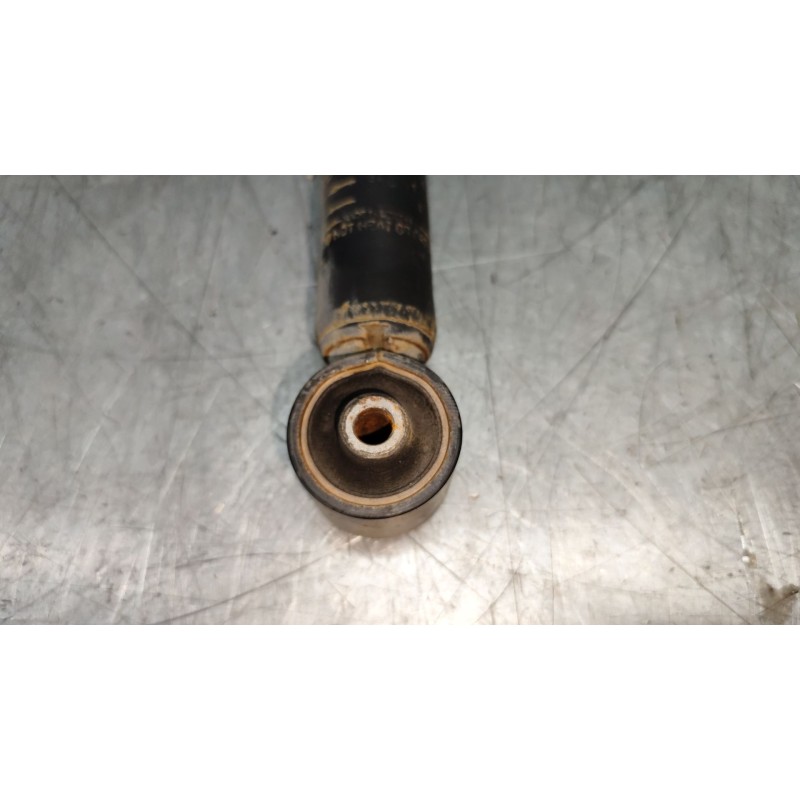 Recambio de amortiguador trasero para skoda fabia (5j2 ) active referencia OEM IAM 6Q0513025R - Rojo 3