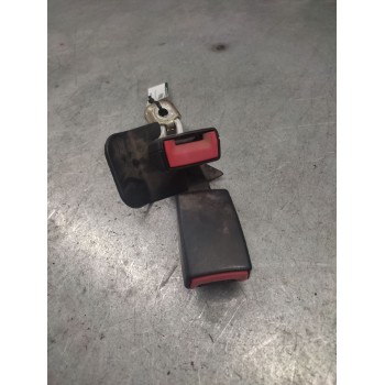 Recambio de enganche de cinturon trasero izquierdo para audi a4 berlina (8e) 2.0 tdi 16v (103kw) referencia OEM IAM 8E085773901C