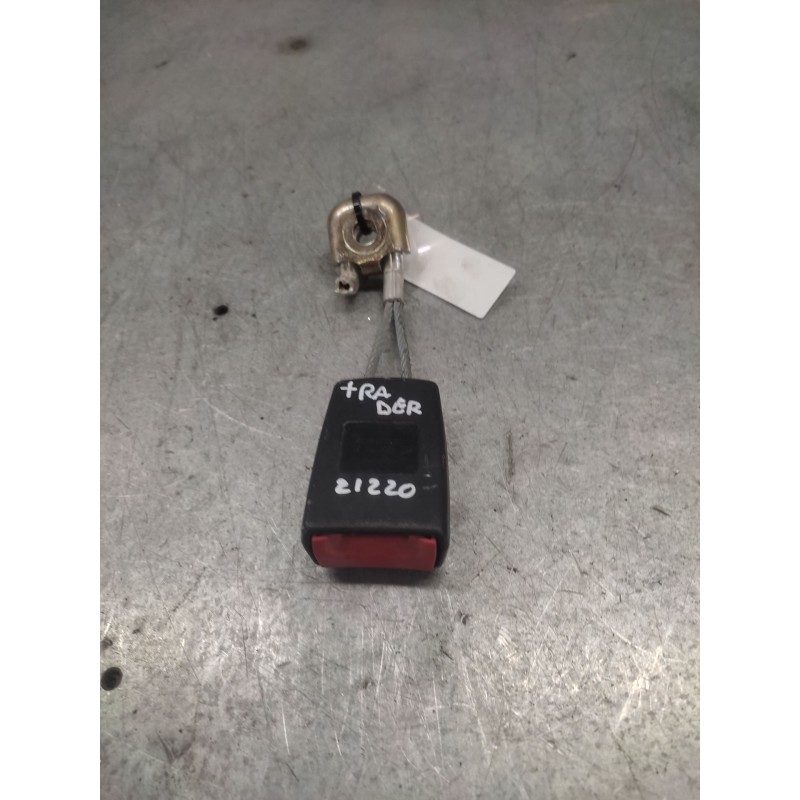 Recambio de enganche de cinturon trasero derecho para audi a4 berlina (8e) 2.0 tdi 16v (103kw) referencia OEM IAM 8E085774001C - Gris