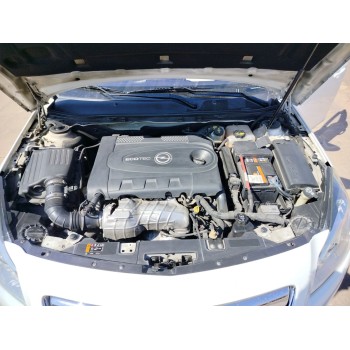 opel insignia a sedán (g09) del año 2011