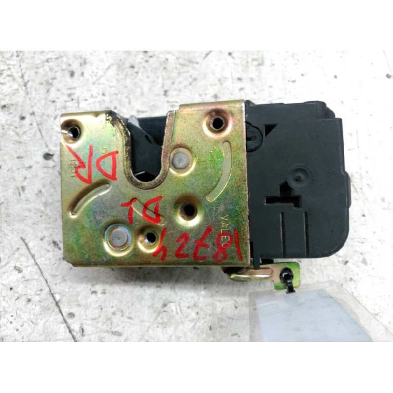 Recambio de cerradura puerta delantera derecha para peugeot 206 berlina xt referencia OEM IAM 2