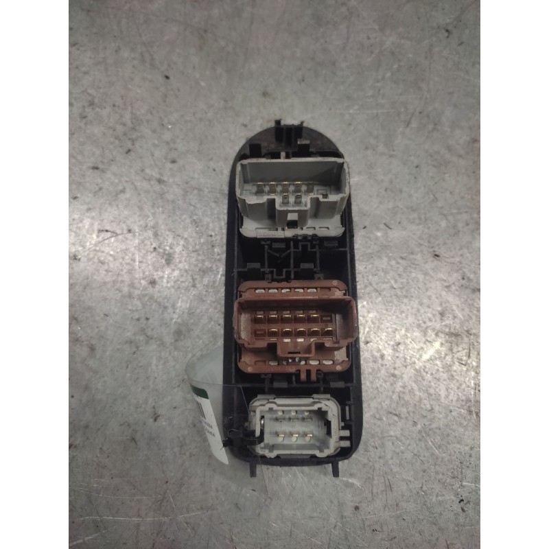 Recambio de mando elevalunas delantero izquierdo para renault scenic ii authentique referencia OEM IAM 156018070C - Gris 2