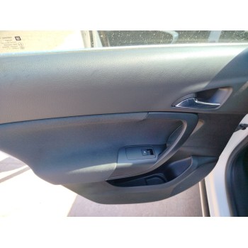 opel insignia a sedán (g09) del año 2011