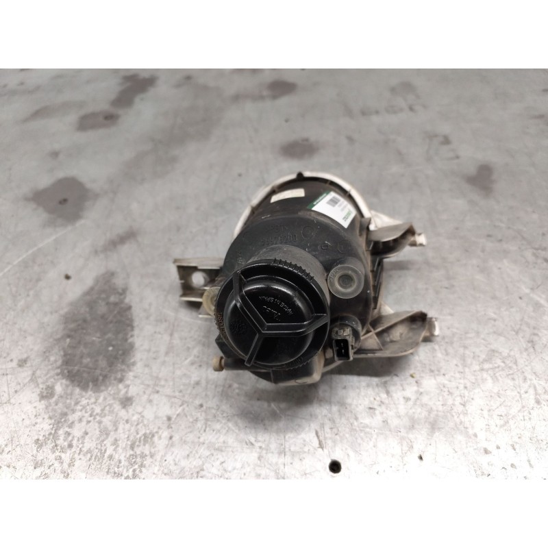 Recambio de faro antiniebla derecho para peugeot 206 berlina 1.4 hdi referencia OEM IAM - Plata 2