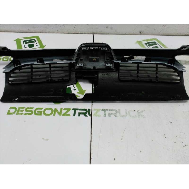 Recambio de rejilla delantera central para peugeot 206 berlina x-line referencia OEM IAM 9628691277 9628934280 - Blanco 5