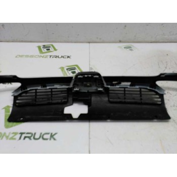 Recambio de rejilla delantera central para peugeot 206 berlina x-line referencia OEM IAM 9628691277 9628934280 