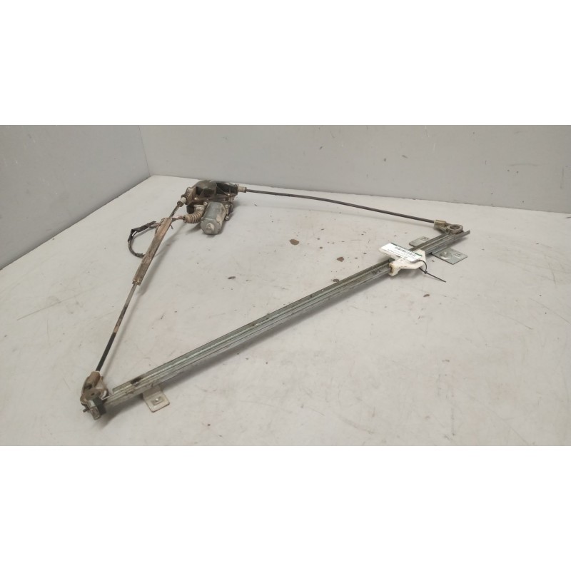 Recambio de elevalunas delantero izquierdo para daf serie xf105.xxx 12.9 diesel referencia OEM IAM 1918141  