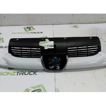 Recambio de rejilla delantera central para peugeot 206 berlina x-line referencia OEM IAM 9628691277 9628934280 