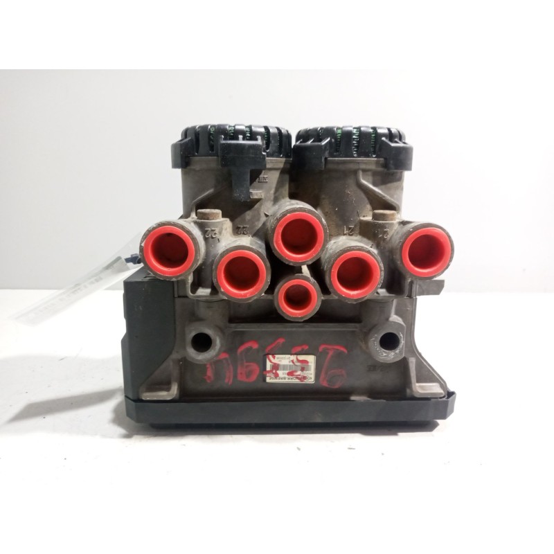 Recambio de valvula aire para renault magnum ab diesel referencia OEM IAM 21122035  K020022