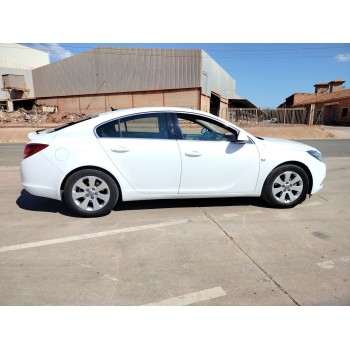 opel insignia a sedán (g09) del año 2011