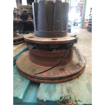 Recambio de buje trasero izquierdo para nissan trucks atleon 120 referencia OEM IAM 432049X400  
