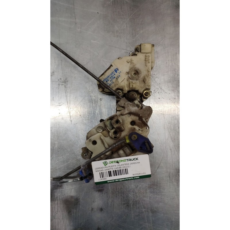Recambio de cerradura puerta delantera derecha para nissan vanette cargo (hc23) furg. referencia OEM IAM 8055261U01  