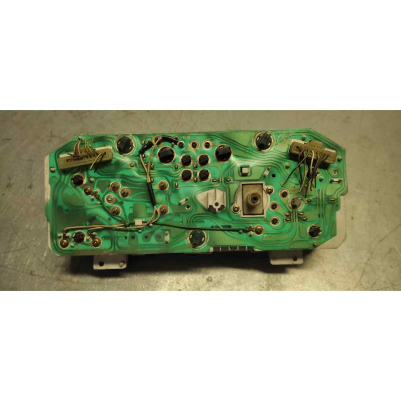 Recambio de cuadro instrumentos para isuzu van midi 2.2 diesel referencia OEM IAM 2575004072 8943194332 3