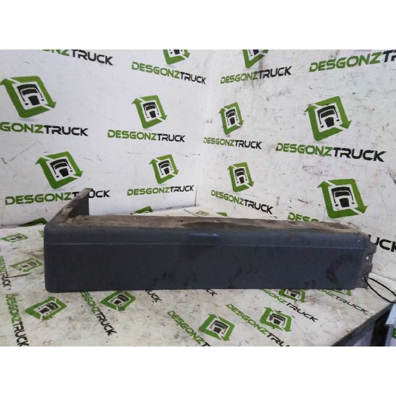 Recambio de moldura trasera cabina para mercedes-benz atego 6-cil.4x2/bm 970,2,4-6 1228 (4x2) om 906 la l (largo) referencia OEM - Blanco
