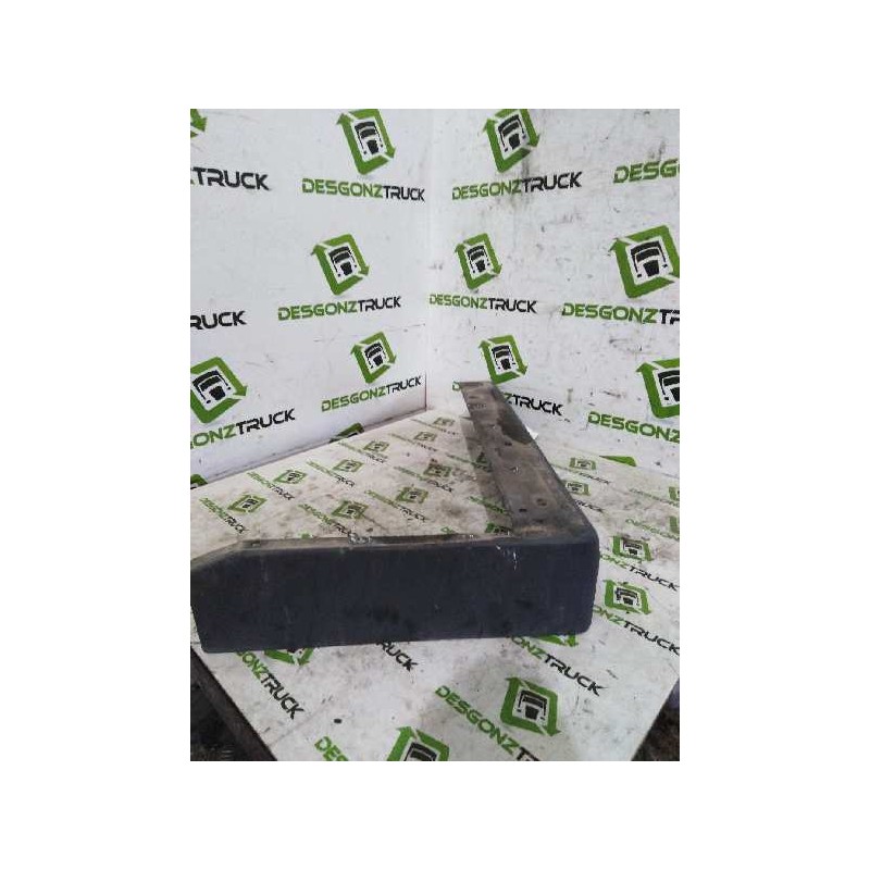 Recambio de moldura trasera cabina para mercedes-benz atego 6-cil.4x2/bm 970,2,4-6 1228 (4x2) om 906 la l (largo) referencia OEM - Blanco 2