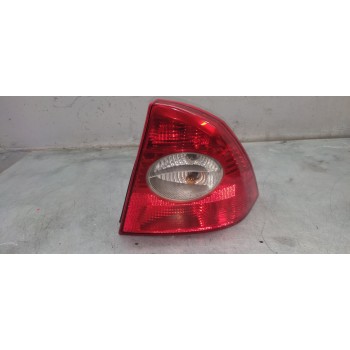 Recambio de piloto trasero derecho para ford focus berlina (cap) 1.6 tdci cat referencia OEM IAM   