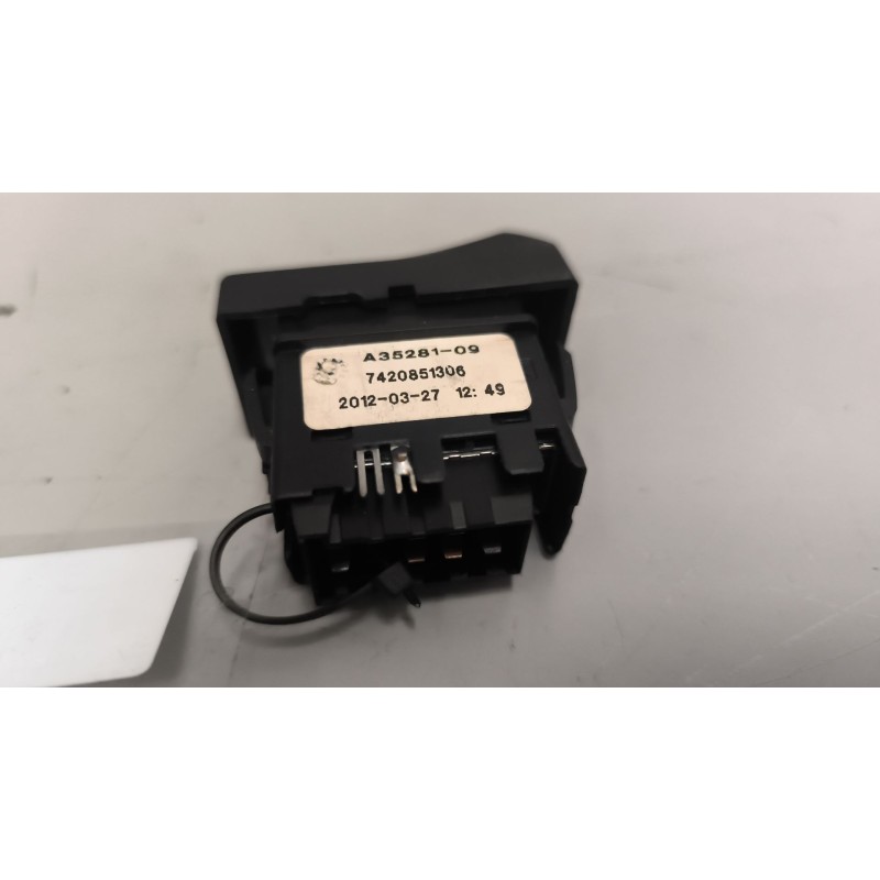 Recambio de interruptor para renault magnum ab diesel referencia OEM IAM 7420851306 - Blanco 2