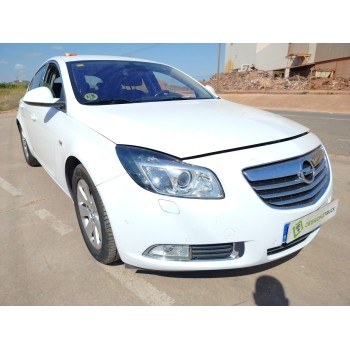 opel insignia a sedán (g09) del año 2011