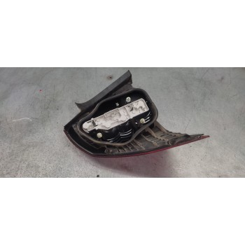 Recambio de piloto trasero derecho para ford focus berlina (cap) 1.6 tdci cat referencia OEM IAM   