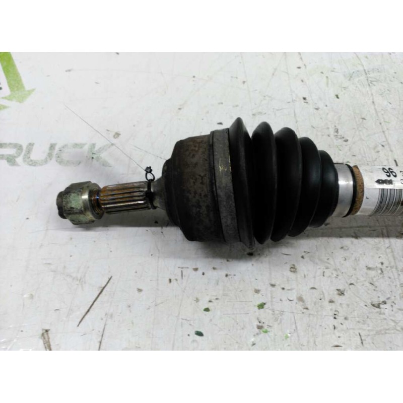 Recambio de transmision delantera derecha para peugeot 206 berlina xt referencia OEM IAM 9630768080 2