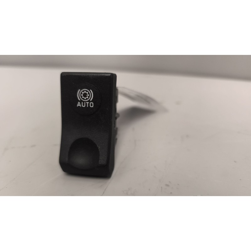 Recambio de interruptor para renault magnum ab diesel referencia OEM IAM 5010379357  