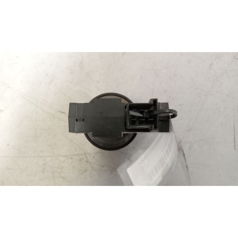 Recambio de interruptor para daf serie xf105.510 12.9 diesel referencia OEM IAM 1389674 - Blanco 2