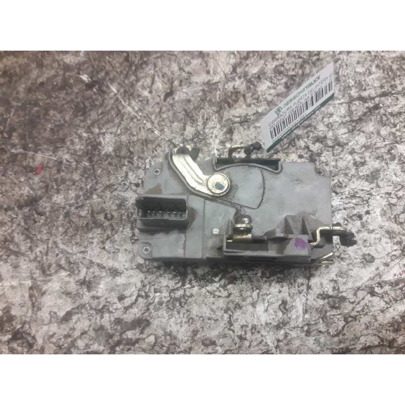 Recambio de cerradura puerta delantera izquierda para peugeot 206 berlina e-music referencia OEM IAM  6 PINS 2