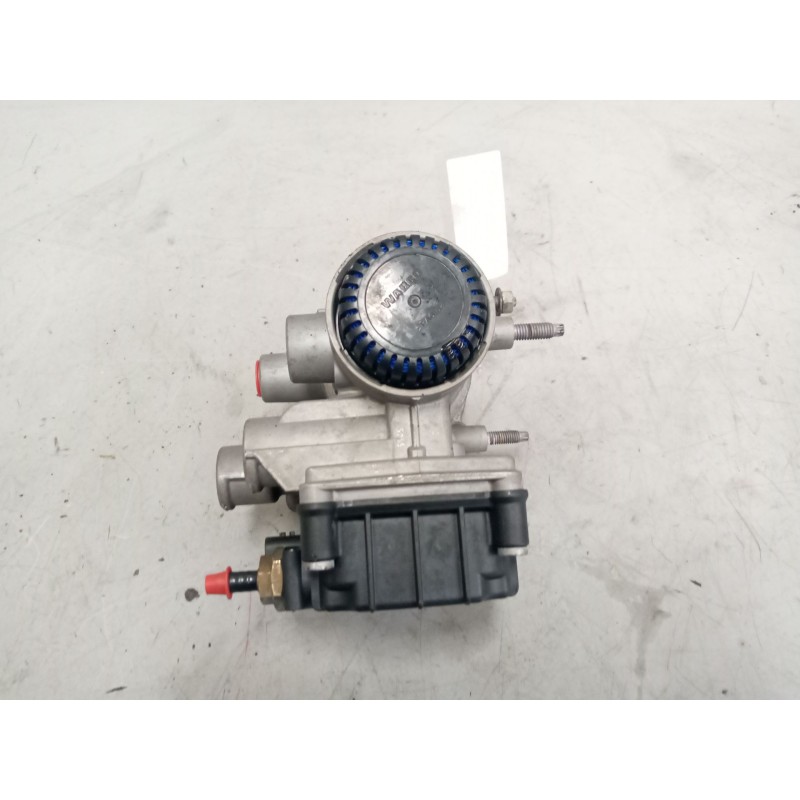 Recambio de valvula aire para daf serie xf euro 6 12.9 diesel referencia OEM IAM 1747137  4802040310 - Blanco 3