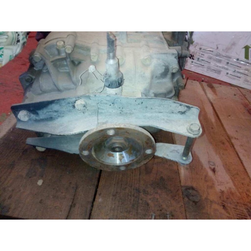 Recambio de caja cambios para nissan trucks m 130.17 referencia OEM IAM S542 1307050106 5