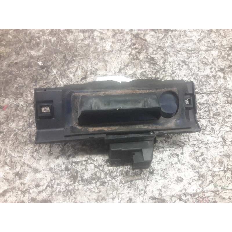 Recambio de maneta exterior porton para peugeot 206 berlina e-music referencia OEM IAM N0500054 2 PINS 2
