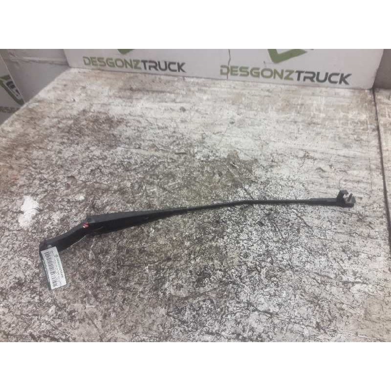 Recambio de brazo limpia delantero izquierdo para peugeot 207 sw confort referencia OEM IAM 2