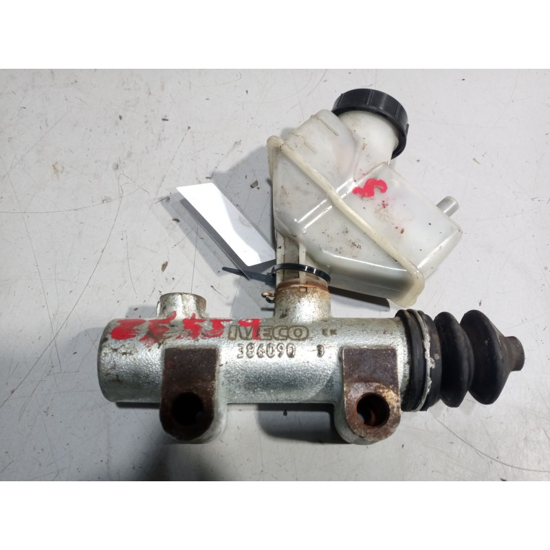 Recambio de bombin freno para iveco eurocargo 3.9 diesel referencia OEM IAM 4853408  386090