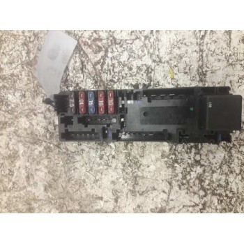 CAJA RELES / FUSIBLES A0005400172 05376110 