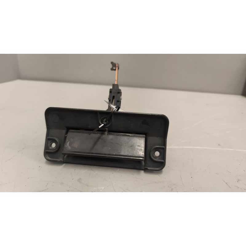 Recambio de maneta exterior delantera derecha para renault magnum ab diesel referencia OEM IAM 7482053981  