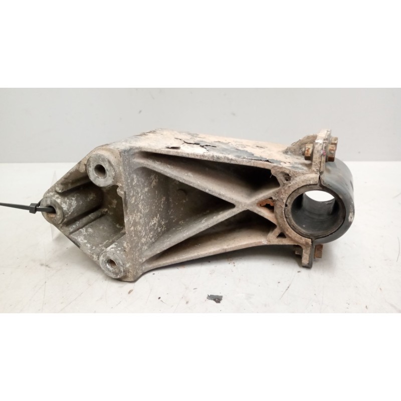 Recambio de soporte guardabarros trasero para daf serie xf105.xxx 12.9 diesel referencia OEM IAM   