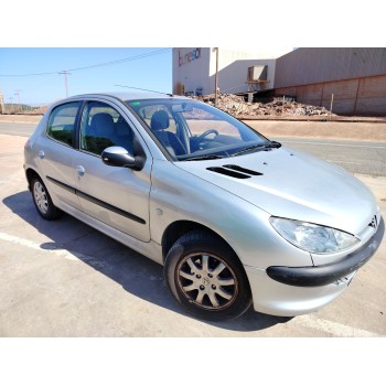 peugeot 206 berlina del año 2003