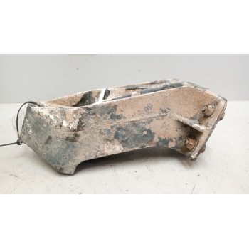 Recambio de soporte guardabarros trasero para daf serie xf105.xxx 12.9 diesel referencia OEM IAM   