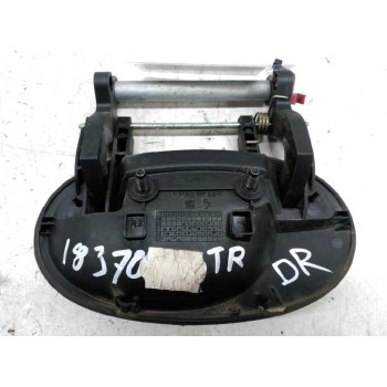 Recambio de maneta exterior trasera derecha para opel corsa c club referencia OEM IAM 09201077  