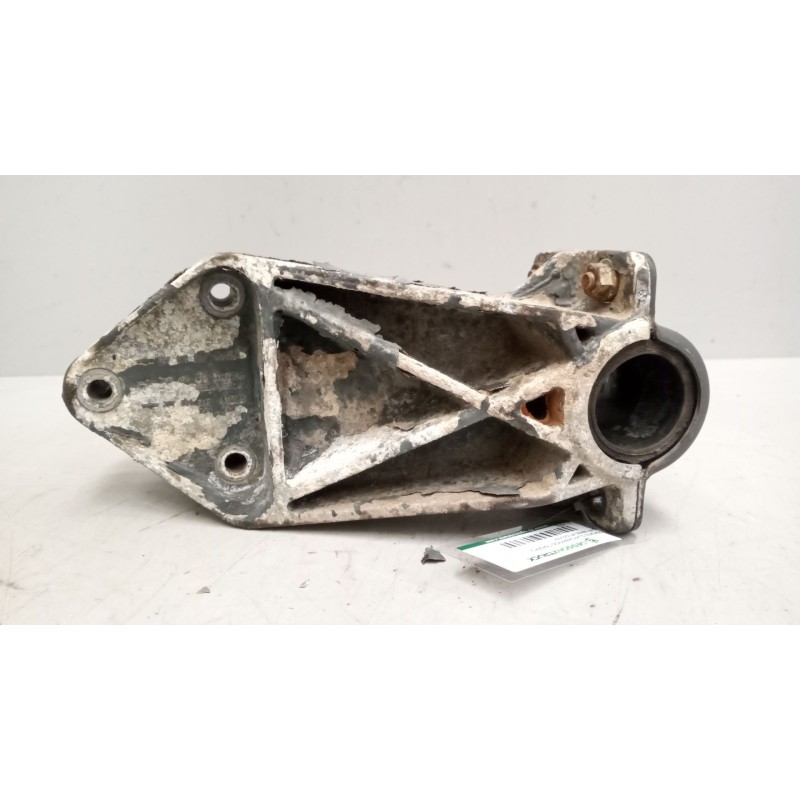 Recambio de soporte guardabarros trasero para daf serie xf105.xxx 12.9 diesel referencia OEM IAM   