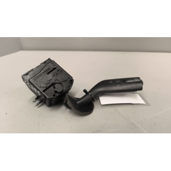 Recambio de mando limpia para renault magnum ab diesel referencia OEM IAM 7421535700  