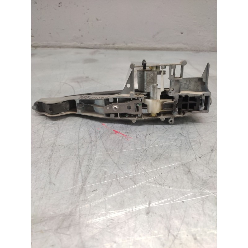 Recambio de maneta exterior delantera derecha para peugeot 207 urban referencia OEM IAM - Plata 2