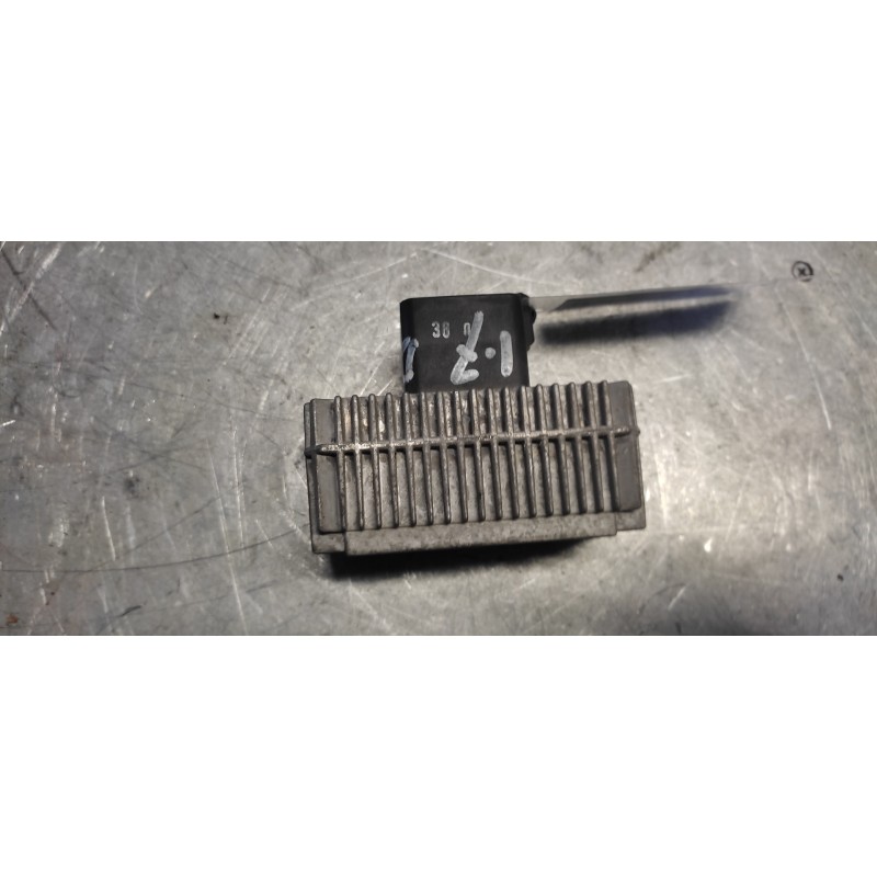 Recambio de caja precalentamiento para opel astra g berlina 1.7 16v dti cat (y 17 dt / lr6) referencia OEM IAM 09132691 51299008 2