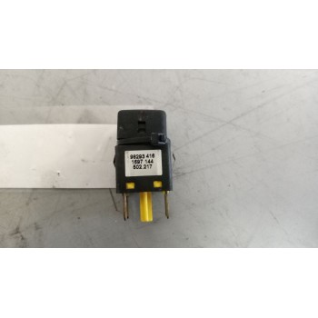 Recambio de interruptor para daf serie xf105.xxx 12.9 diesel referencia OEM IAM 1697144  