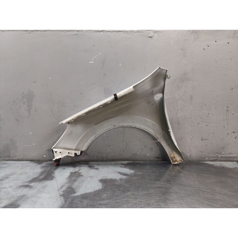 Recambio de aleta delantera derecha para opel astra h ber. cosmo referencia OEM IAM - Blanco 3