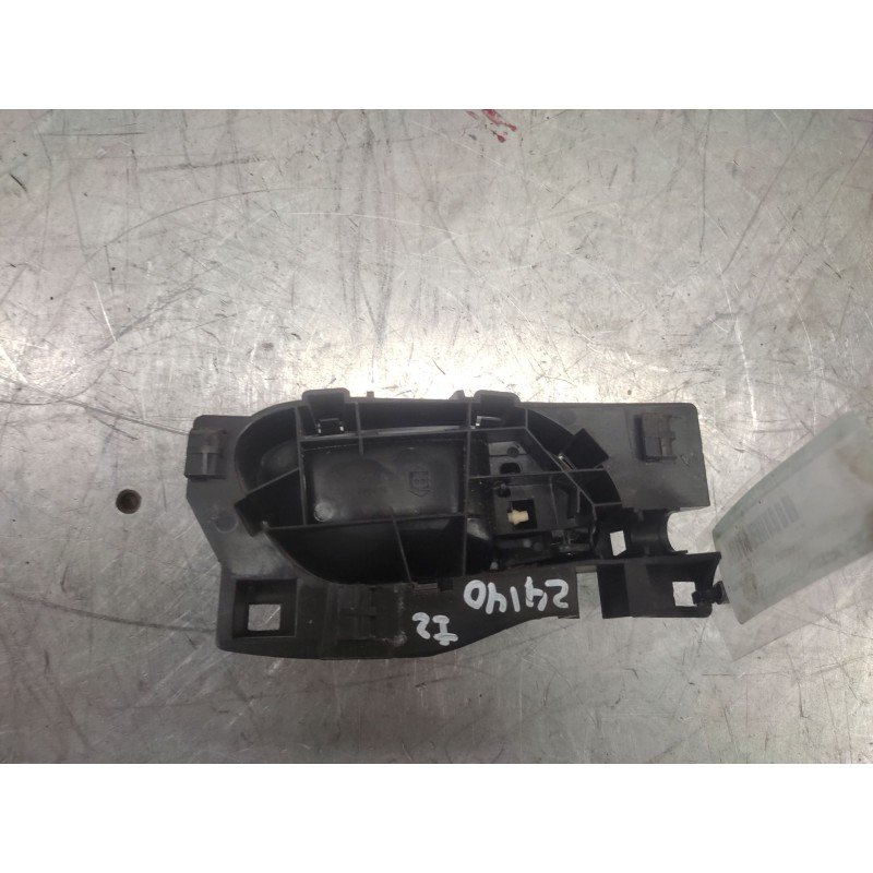 Recambio de maneta interior delantera izquierda para peugeot 207 urban referencia OEM IAM - Plata 2