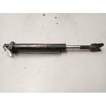 Recambio de brazo elevacion cabina para renault magnum ab 2005 12.8 diesel referencia OEM IAM 5010629108  