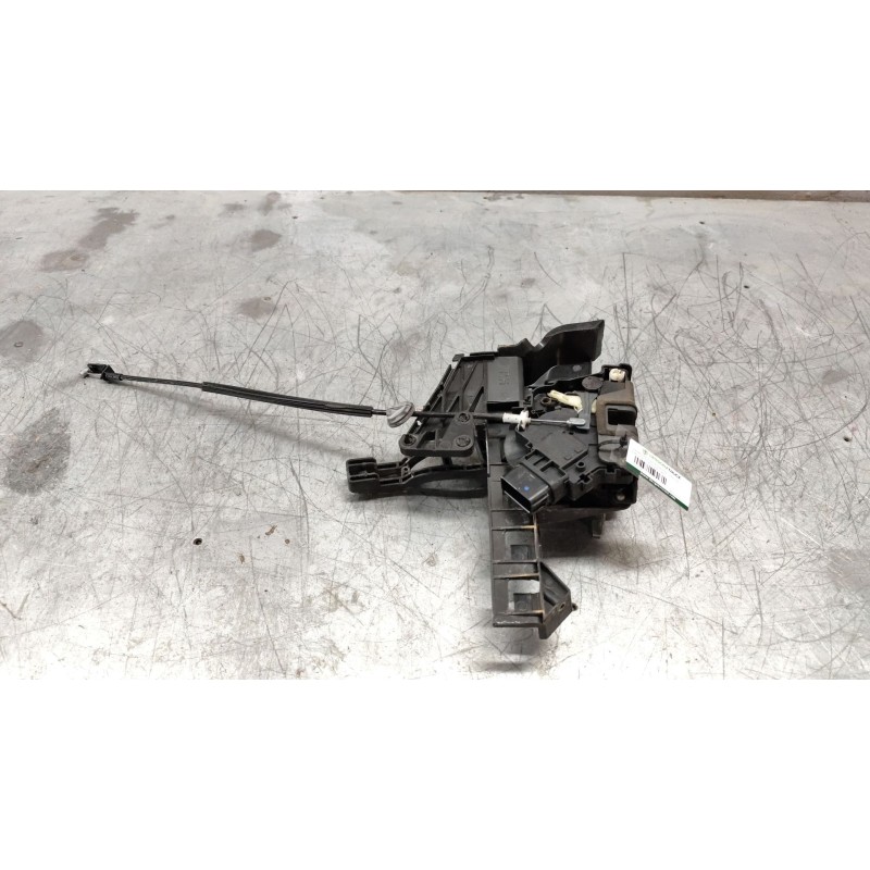 Recambio de cerradura puerta trasera derecha para ford focus berlina (cap) ambiente (d) referencia OEM IAM 24000010013  