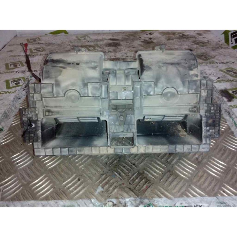 Recambio de motor calefaccion para renault hd 250.18 premium e2 6.2 diesel referencia OEM IAM - Blanco 2